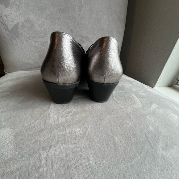 Katy Perry The Hope Shooties - Black Suede, US 6.5 - Picture 5 of 8